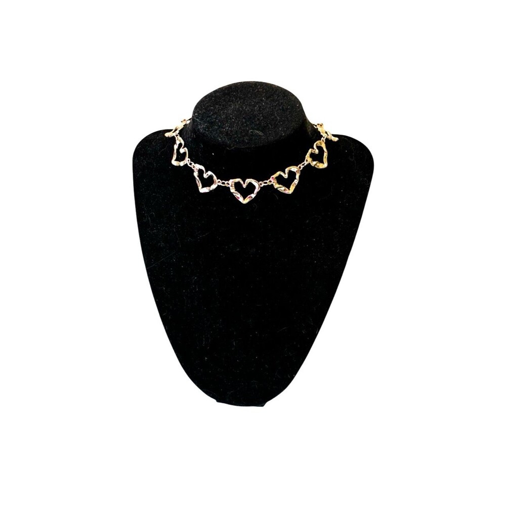 Claire’s Silver Tone Heart Choker Necklace 16 inch